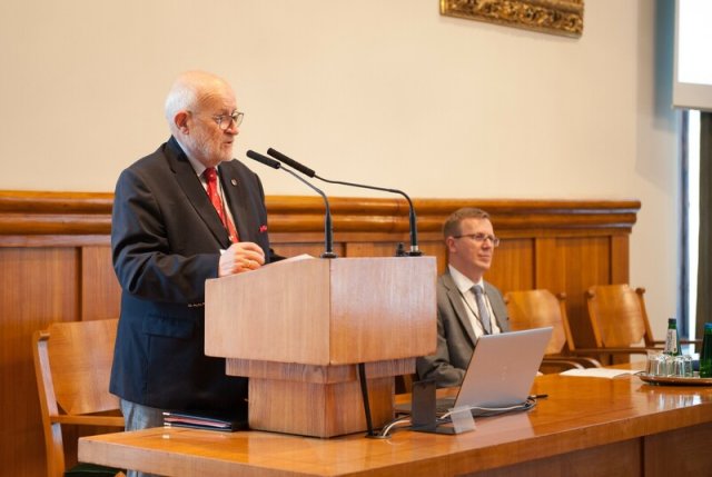 Prof. dr hab. Jan Widacki członkiem PAU